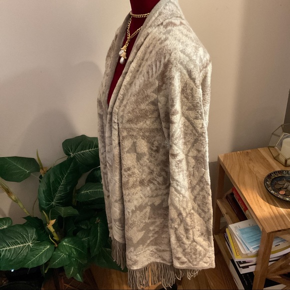 Lucky Brand Fringed Brushed Knit Cardigan M BOHO - Picture 4 of 9